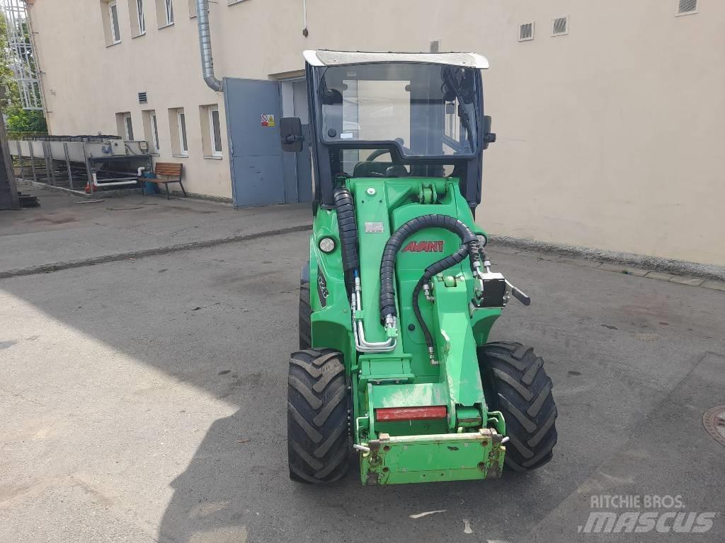 Avant 528 ROPS Magazynowanie - Inne