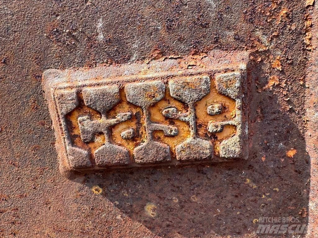  Onbekend HH8-1700 Łyżki do ładowarek