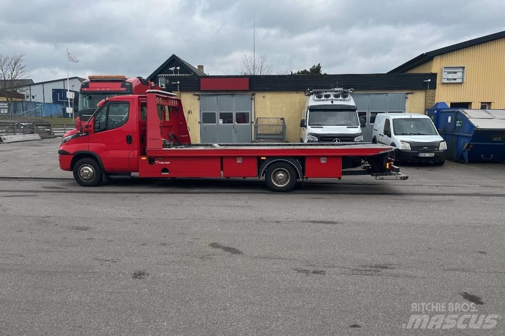 Iveco Daily 70C18H/P Samochody ratownicze pomocy drogowej