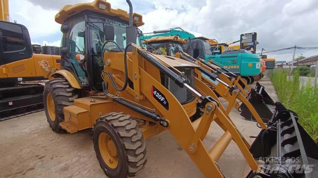CAT 420 F Koparko-ładowarki