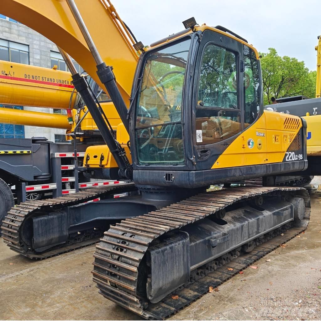 Hyundai R220LC-9S Koparki gąsienicowe