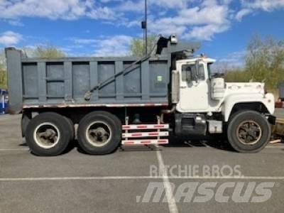 Mack RD 690 SX Wywrotki