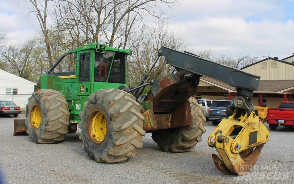 Deere 648L II Skidery