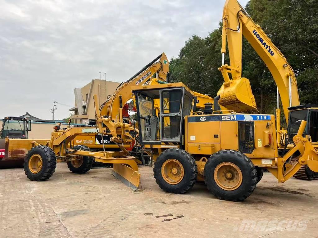 SEM 919 Równiarki