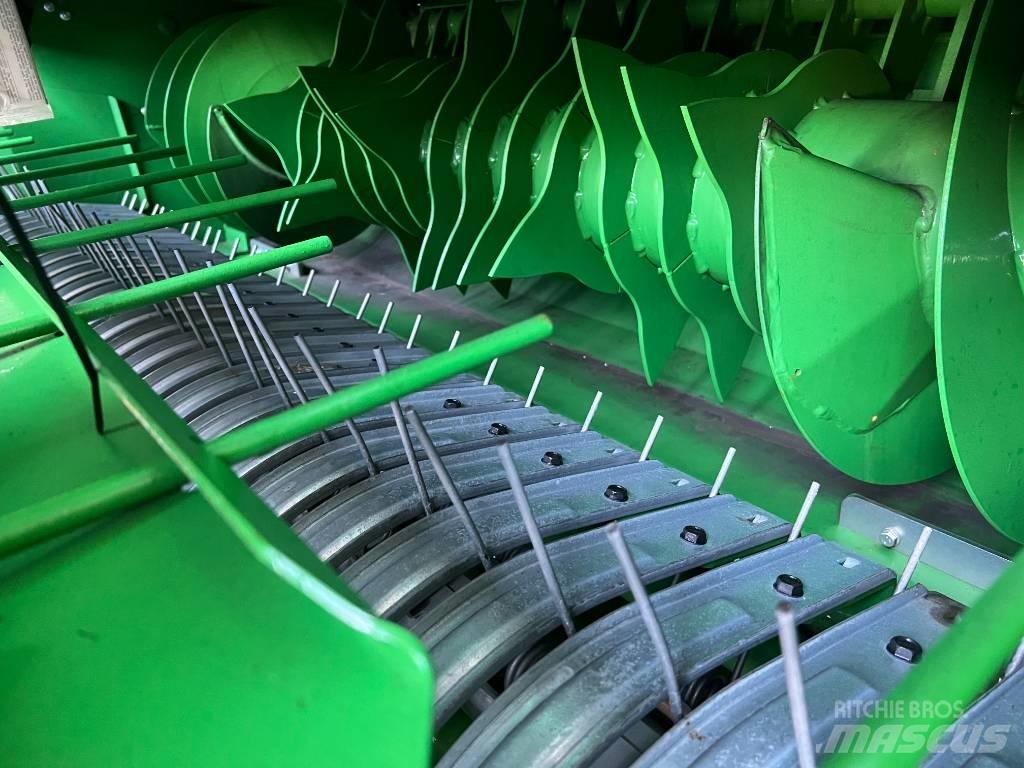 John Deere V461M Prasy zwijające