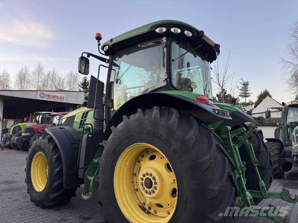 John Deere 7230R Ciągniki rolnicze