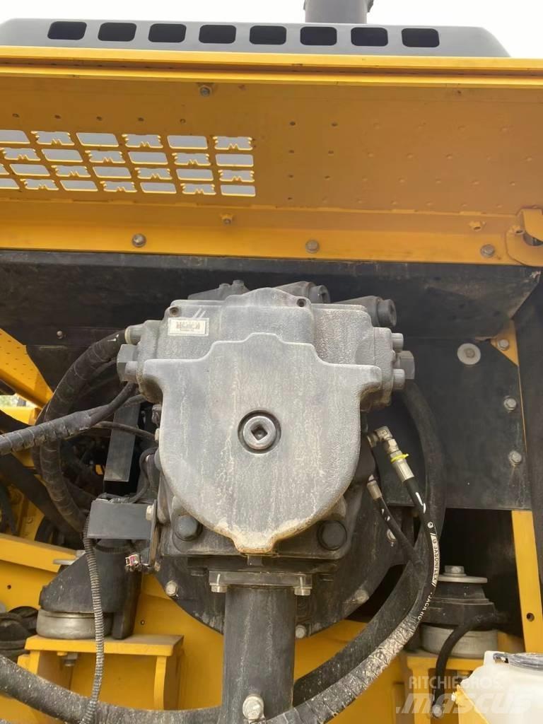 Komatsu 450LC-8 Koparki gąsienicowe