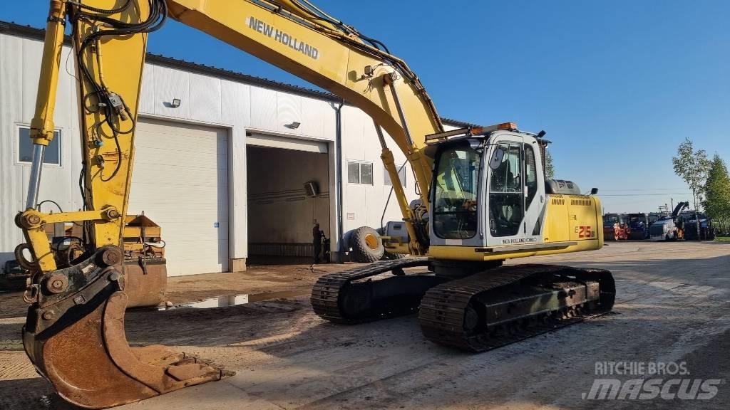 New Holland E 215 B Koparki gąsienicowe