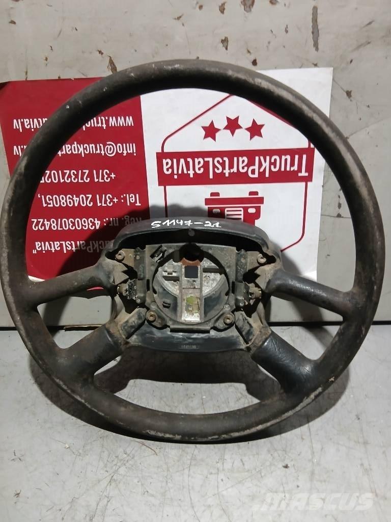 Scania 124   1411436 Kabiny i wnętrze