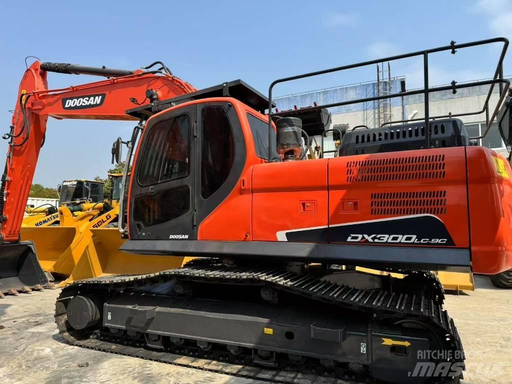 Doosan DX 300 LC-9C Koparki gąsienicowe