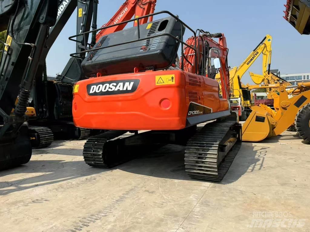 Doosan DX 300 LC-9C Koparki gąsienicowe