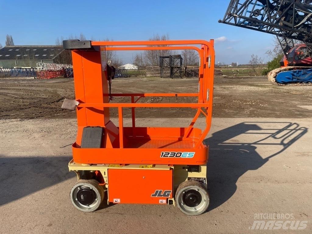 JLG 1230 ES Podnośniki nożycowe