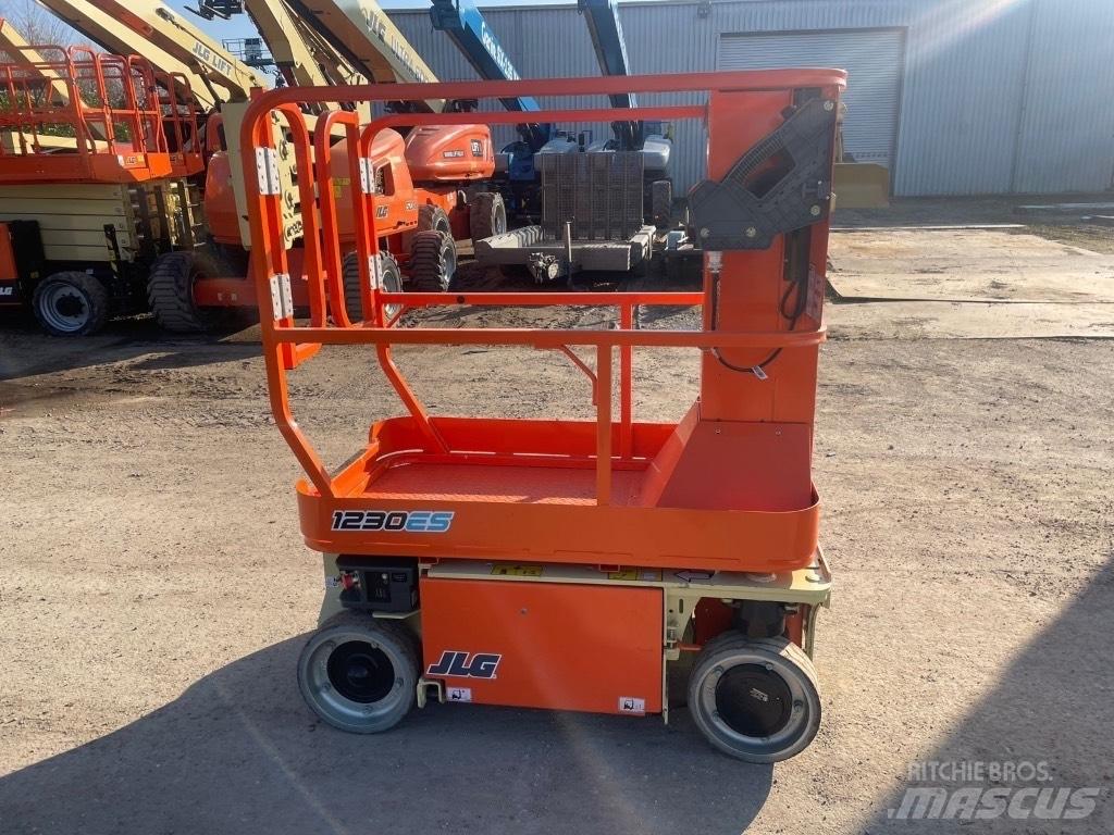 JLG 1230 ES Podnośniki nożycowe