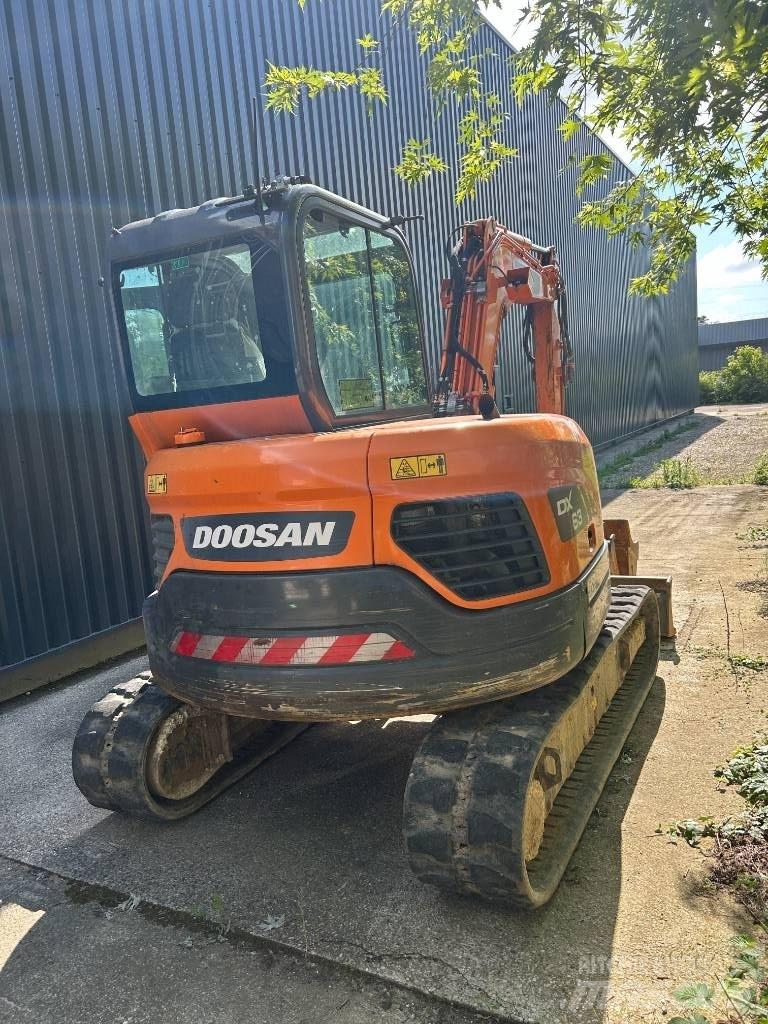 Doosan DX 63-3 Minikoparki