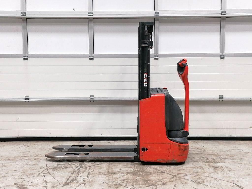 Linde L10B Wózki widłowe unoszące z dyszlem