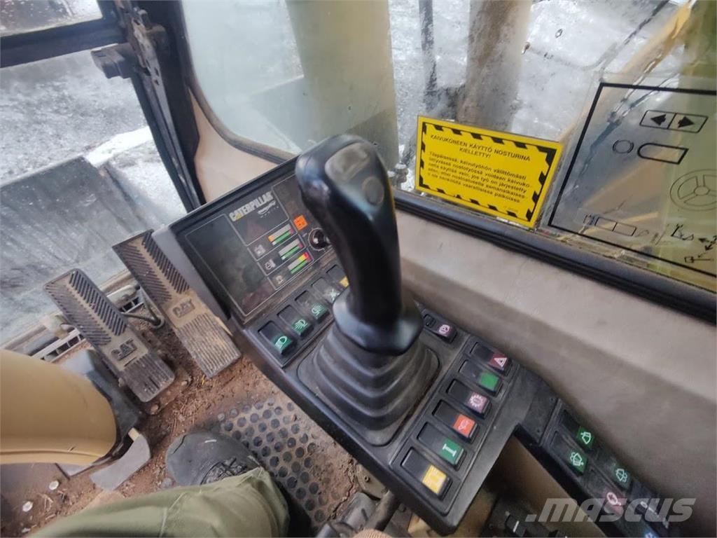 CAT M315 Koparki kołowe