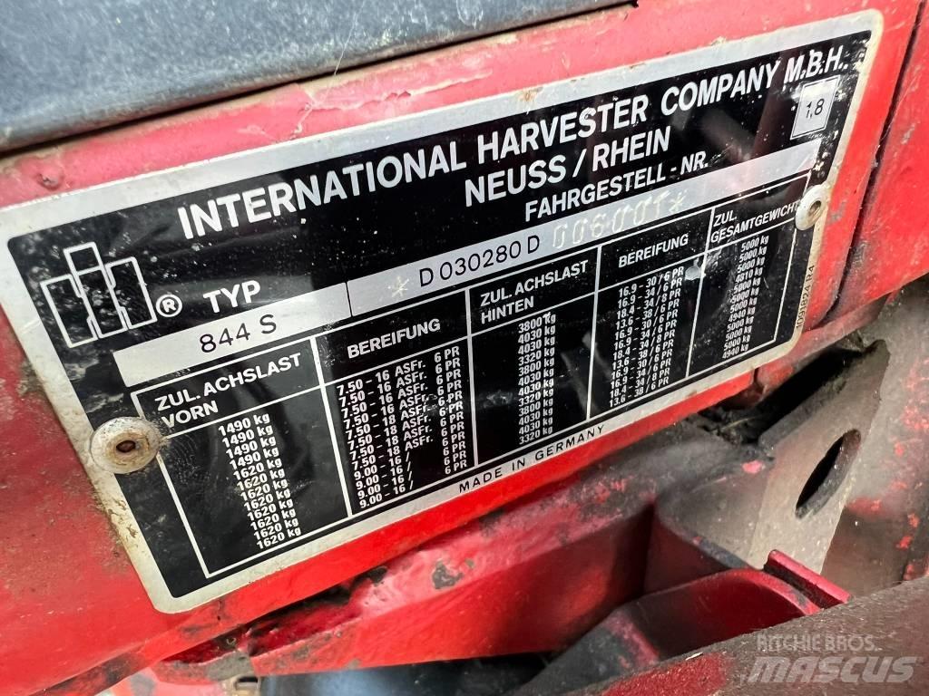 International 844xl Ciągniki rolnicze