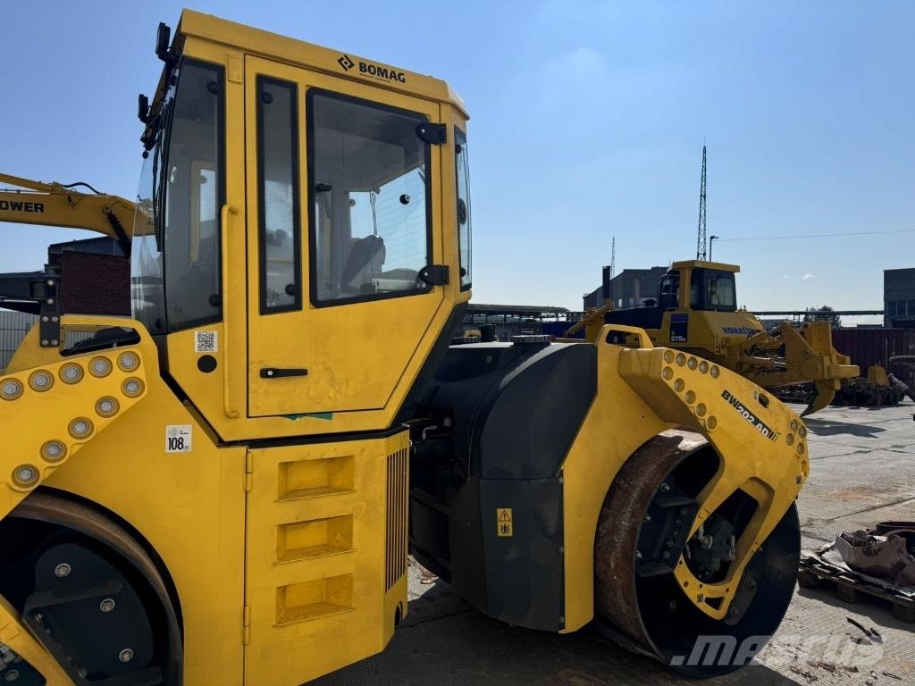 Bomag BW 202 AD-4 Walce dwubębnowe