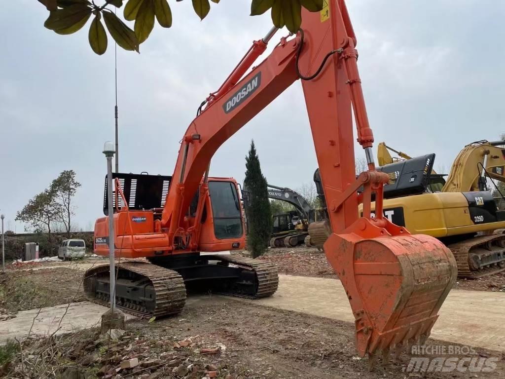 Doosan DH225LC-9E Koparki gąsienicowe