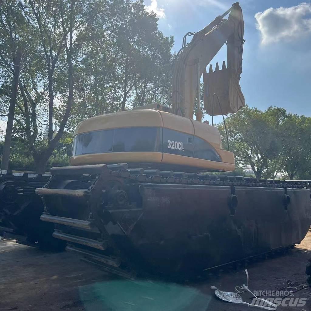 CAT 320 C Koparki pływające - amfibie