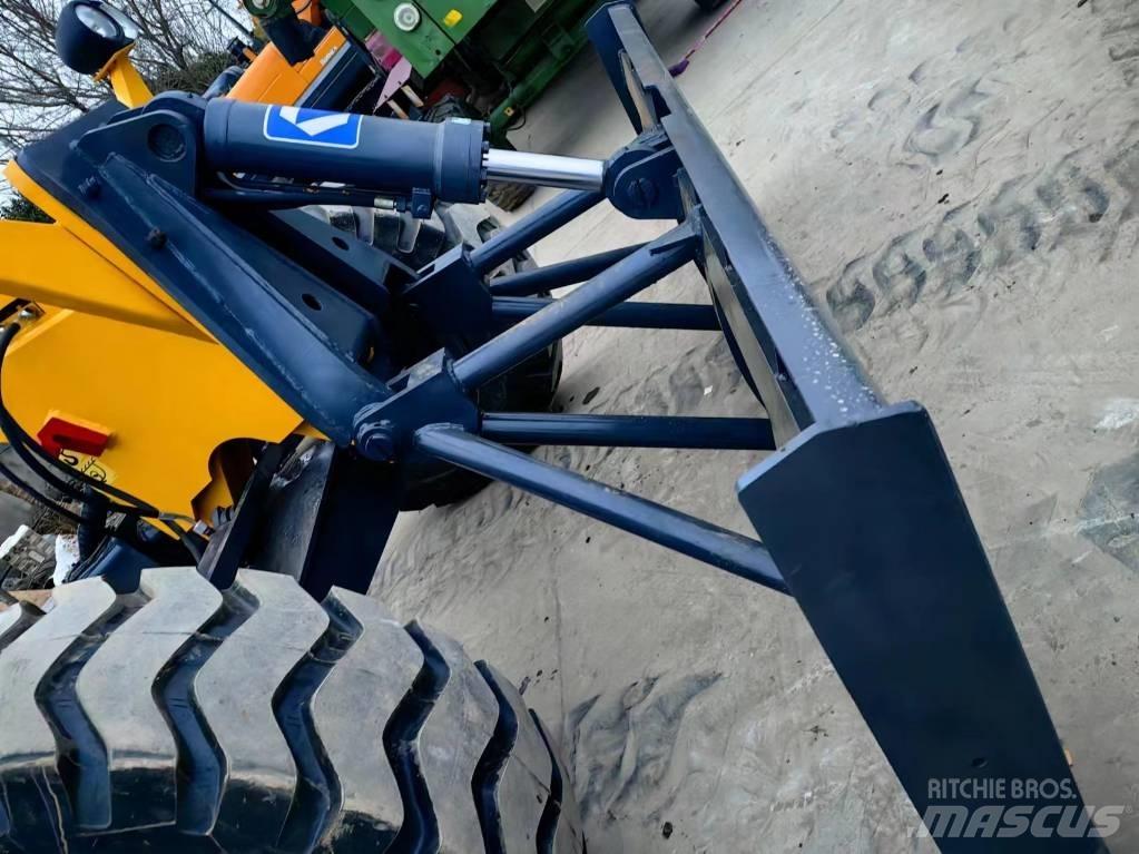XCMG GR 2153 Równiarki