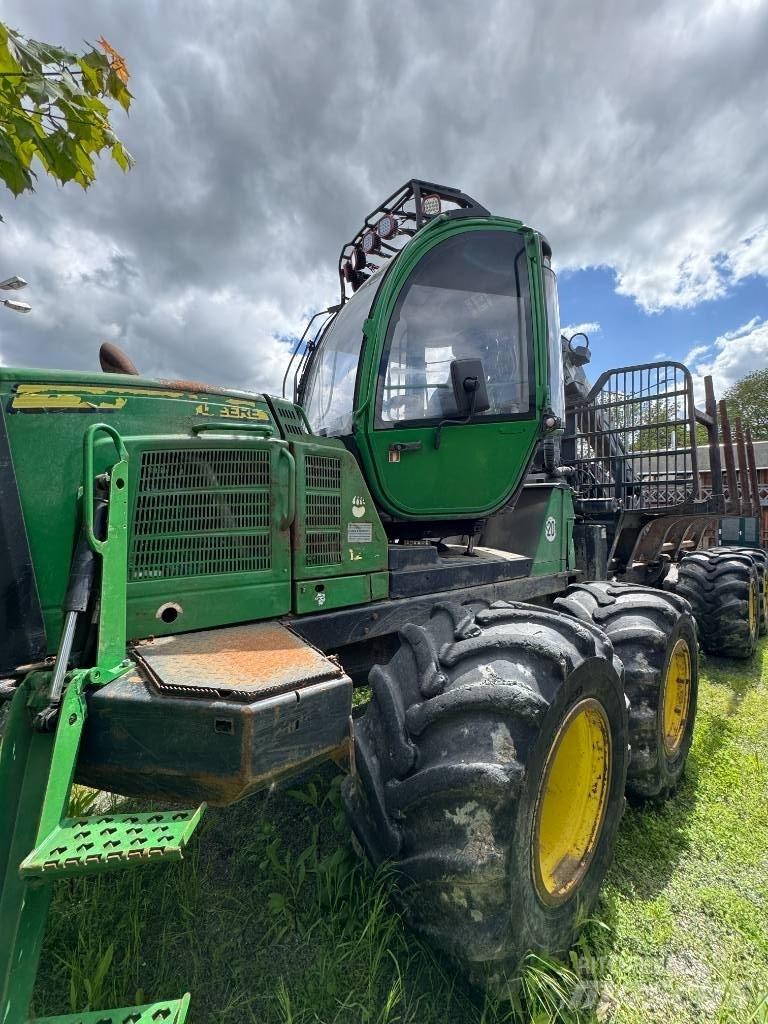 John Deere 1210 E Forwardery