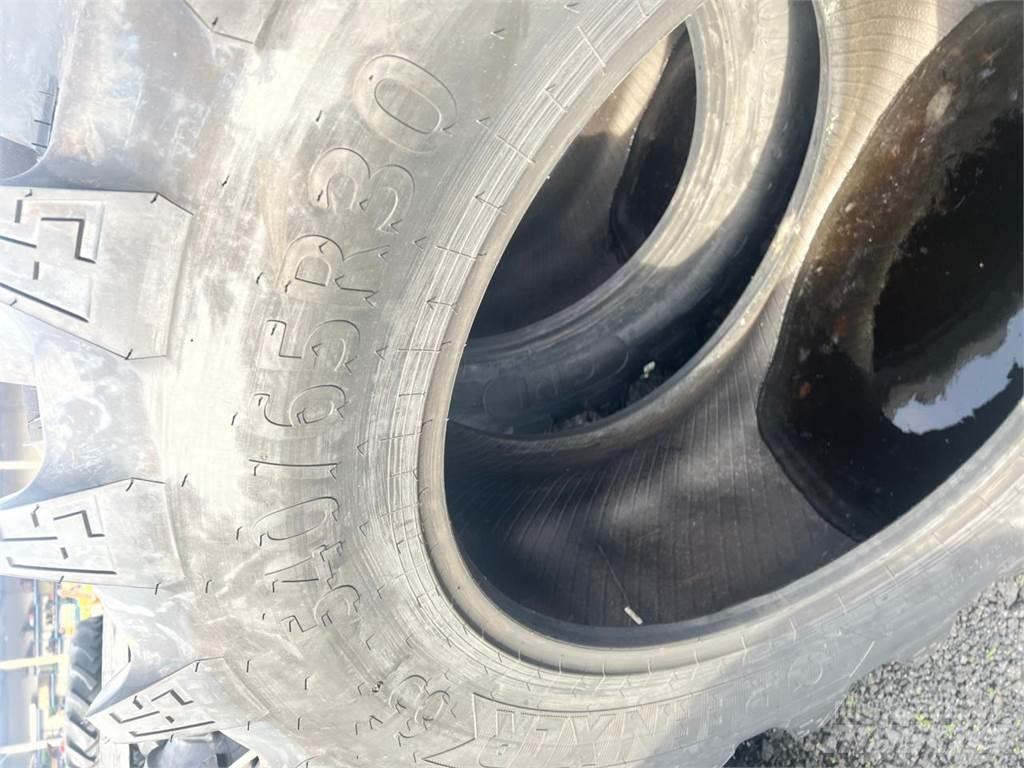  540/65R30 *GRI* Tyres, wheels and rims