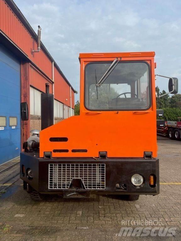 Mafi R25/200V4X2F Ciągniki terminalowe