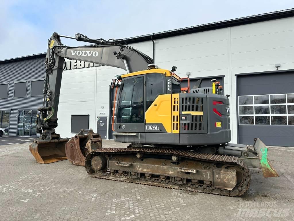 Volvo ECR 235 E LC Koparki gąsienicowe