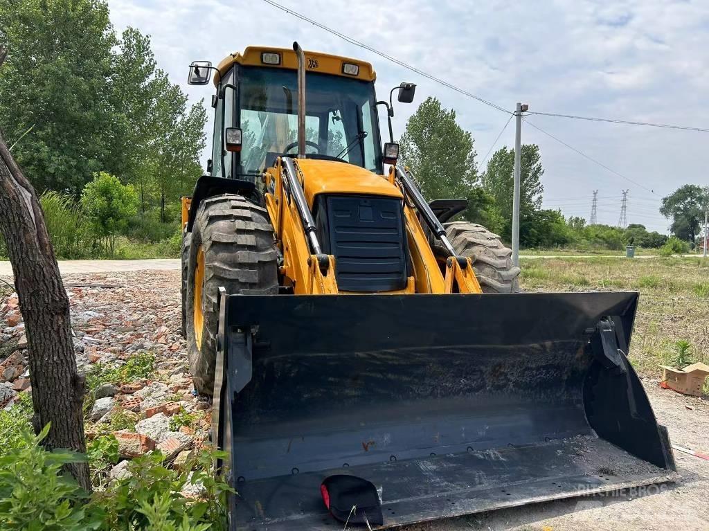 JCB 4 CX Koparko-ładowarki