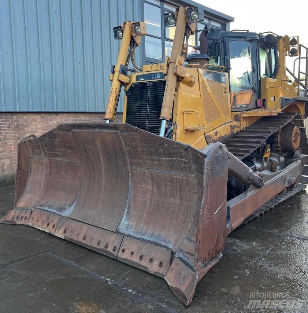 CAT D 8 T Spycharki gąsienicowe
