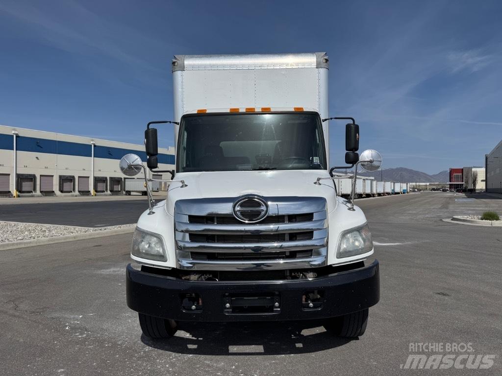 Hino 268 Busy / Vany