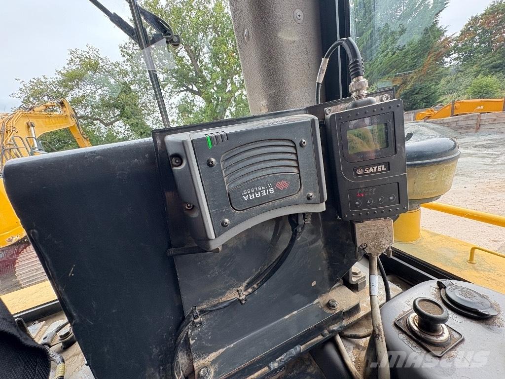 Komatsu D65PXI-18 Spycharki gąsienicowe