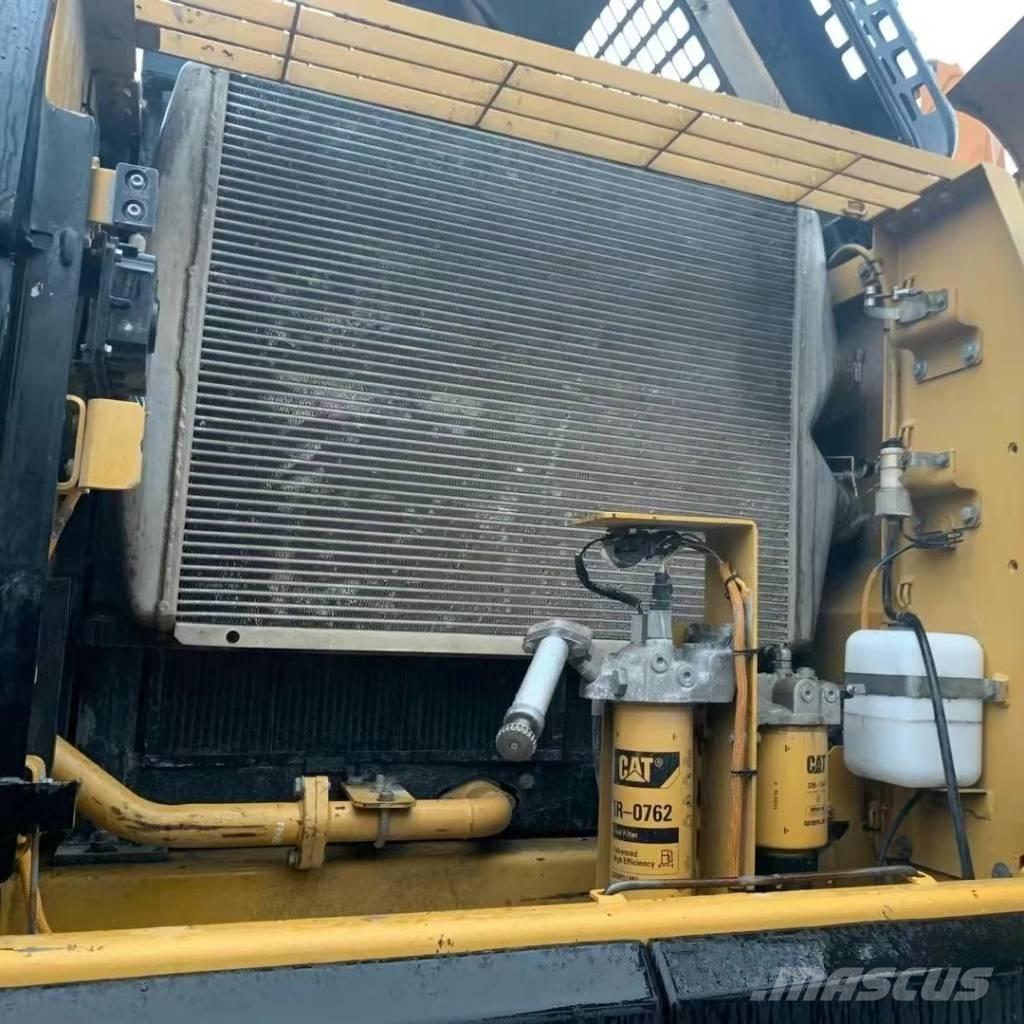 CAT 329 Koparki gąsienicowe