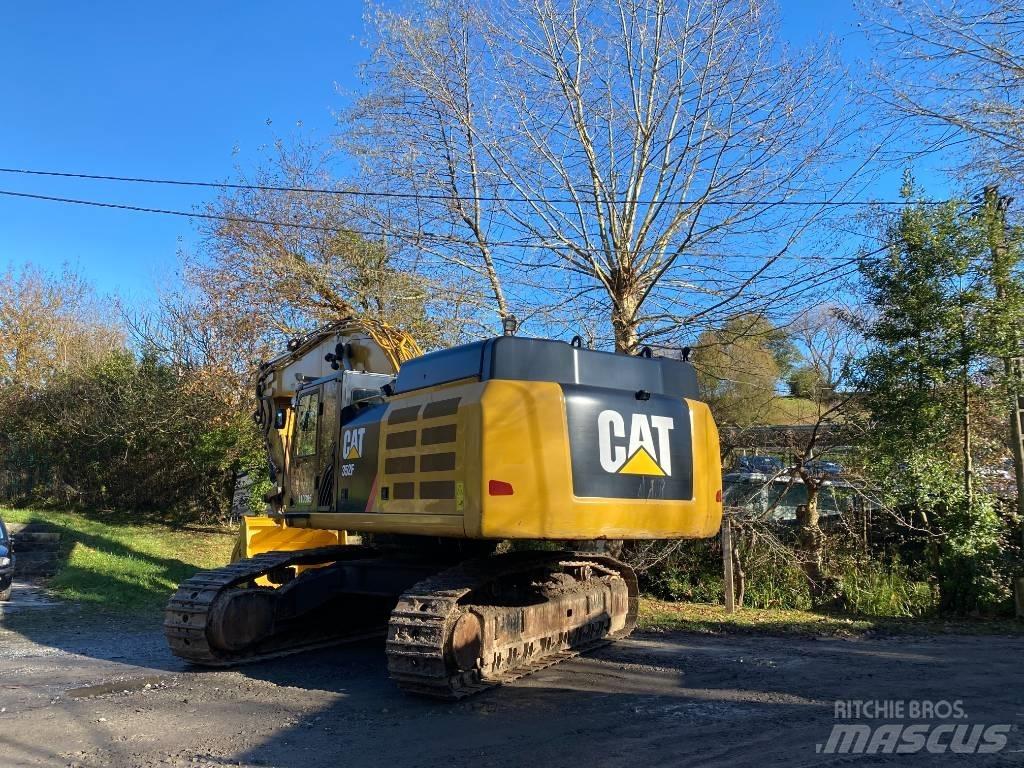 CAT 352 F Koparki gąsienicowe