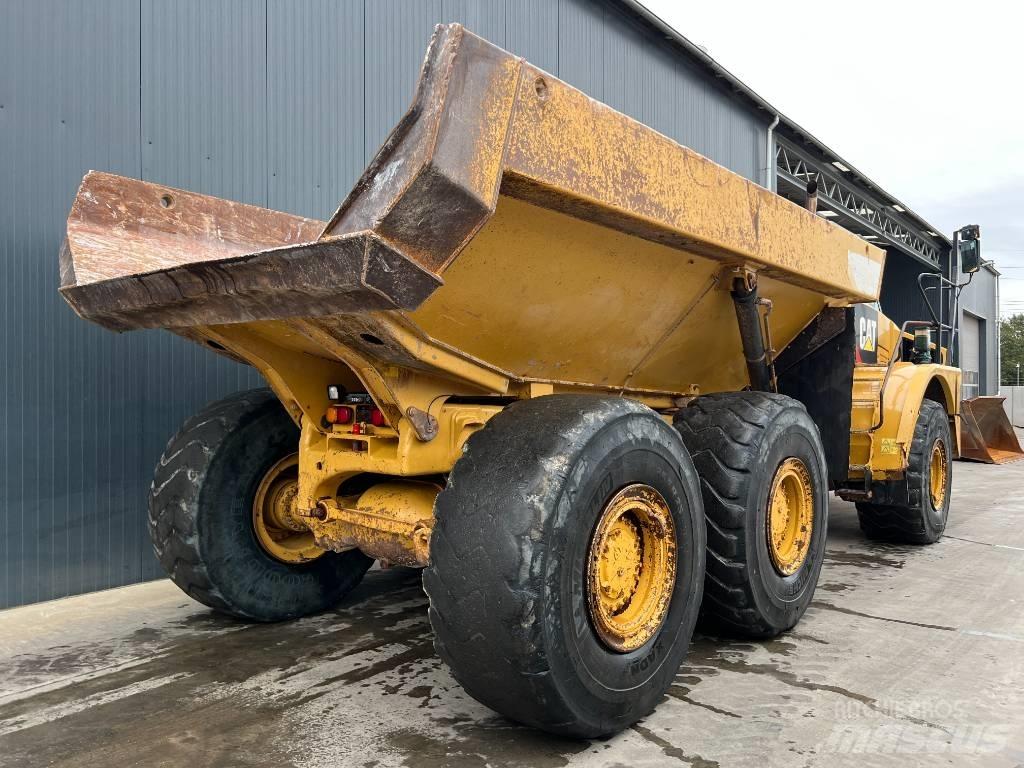 CAT 735B Wozidła przegubowe