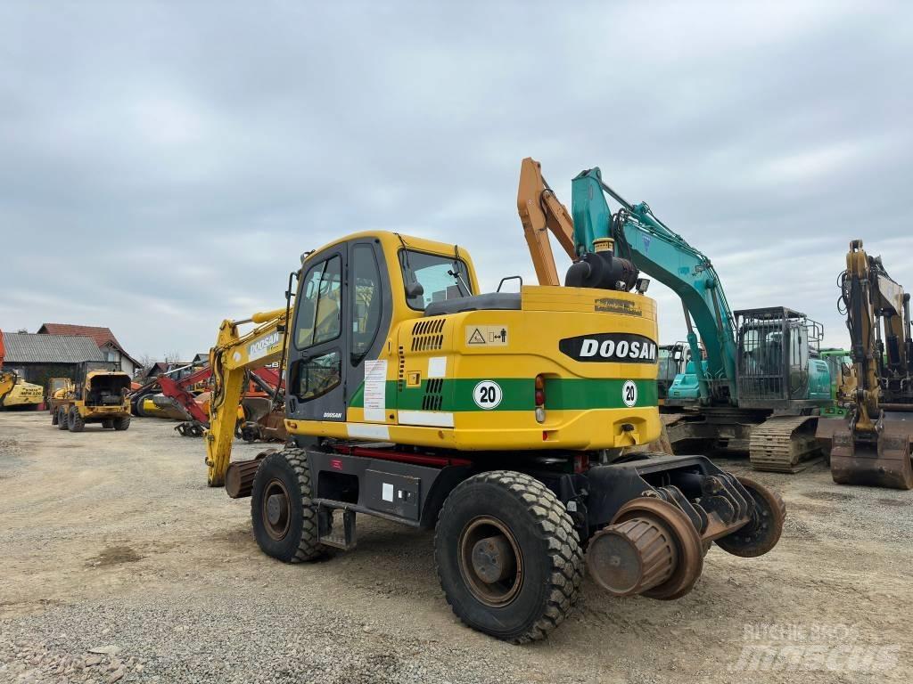Doosan DX 160 WR Koparki kołowe