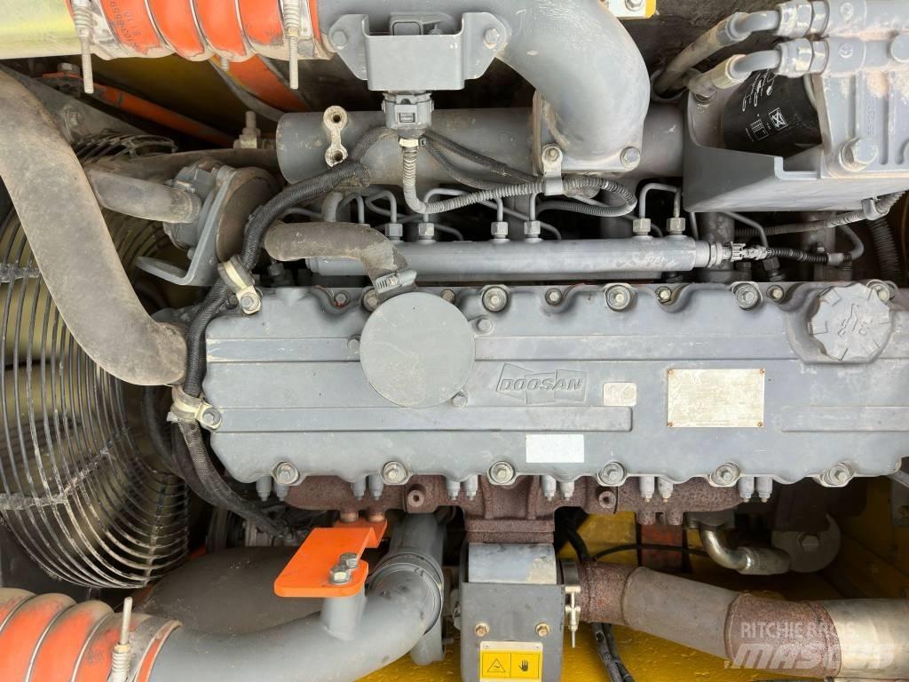 Doosan DX 160 WR Koparki kołowe
