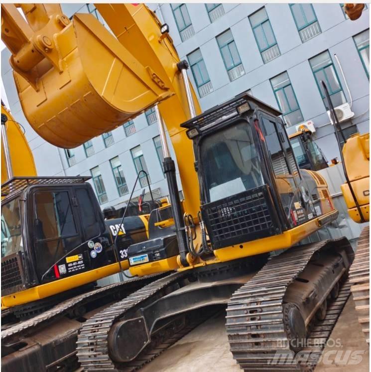 CAT 325 D Koparki gąsienicowe