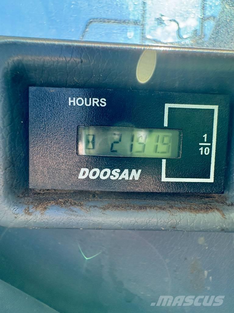 Doosan DX 140 LCR Koparki gąsienicowe