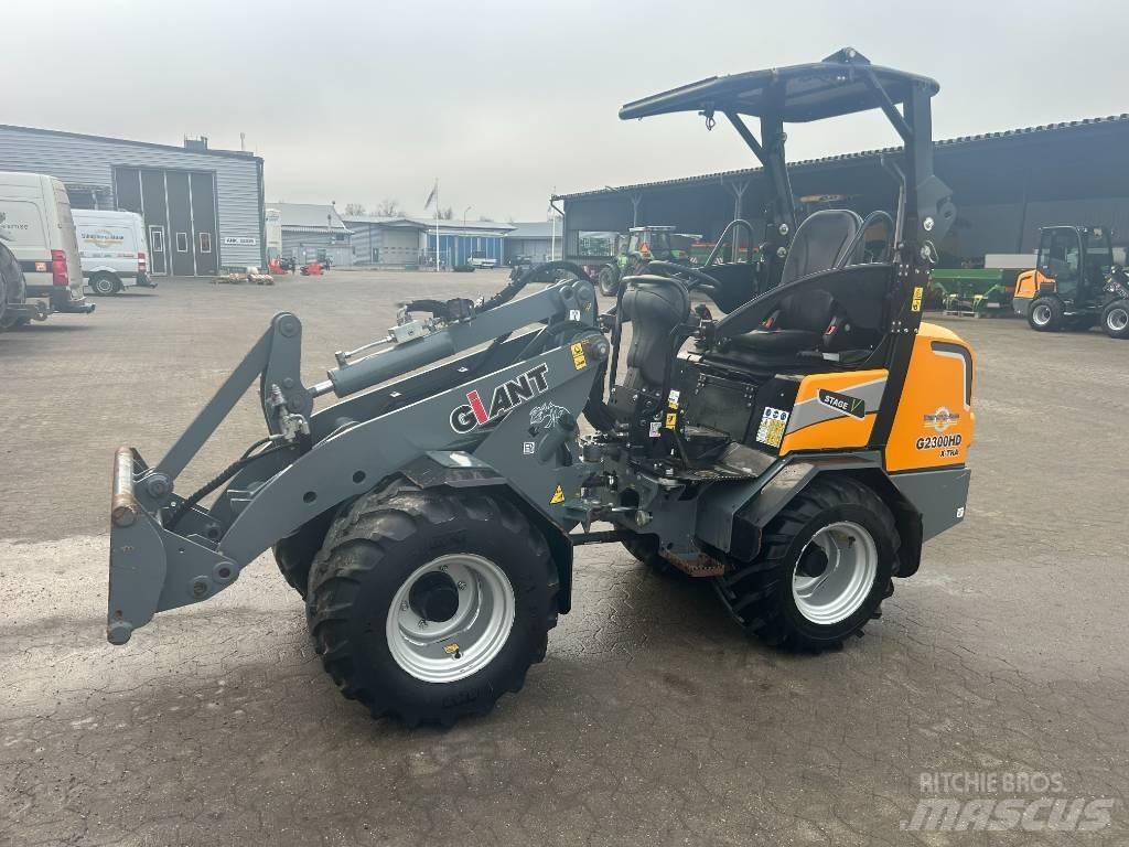 GiANT 2300 Xtra HD Ładowarki wielofunkcyjne