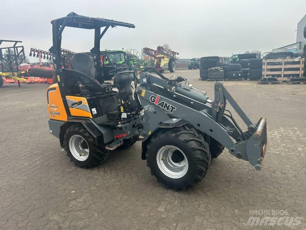 GiANT 2300 Xtra HD Ładowarki wielofunkcyjne