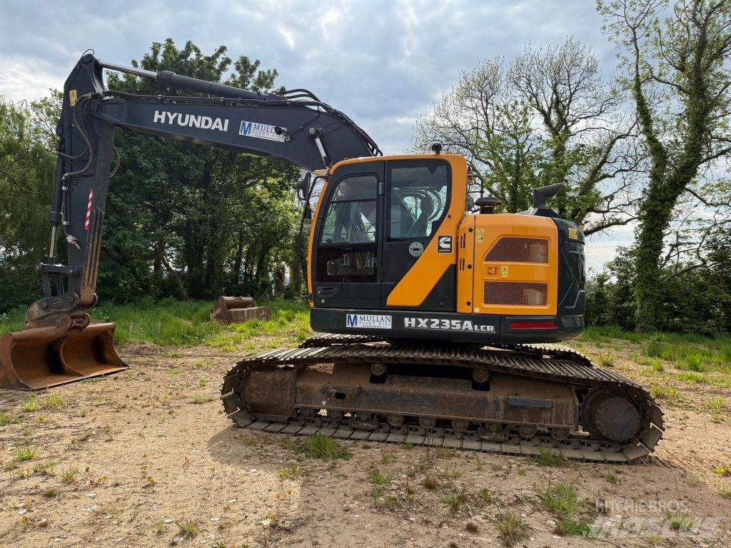 Hyundai HX235 A LCR Koparki gąsienicowe