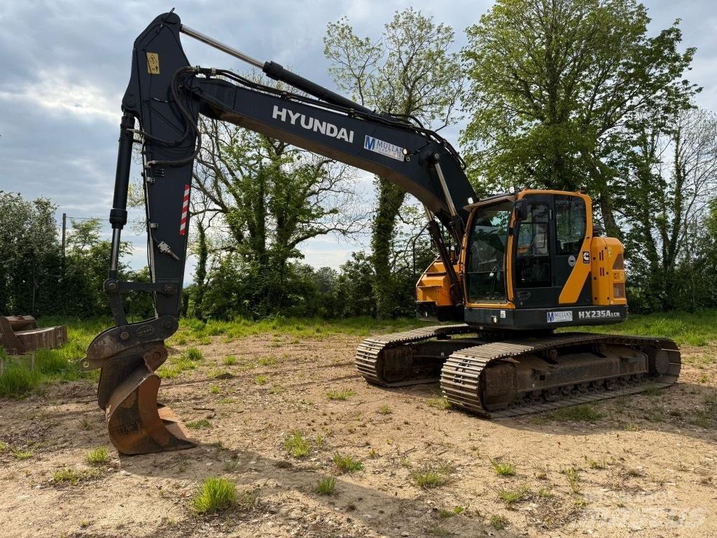 Hyundai HX235 A LCR Koparki gąsienicowe