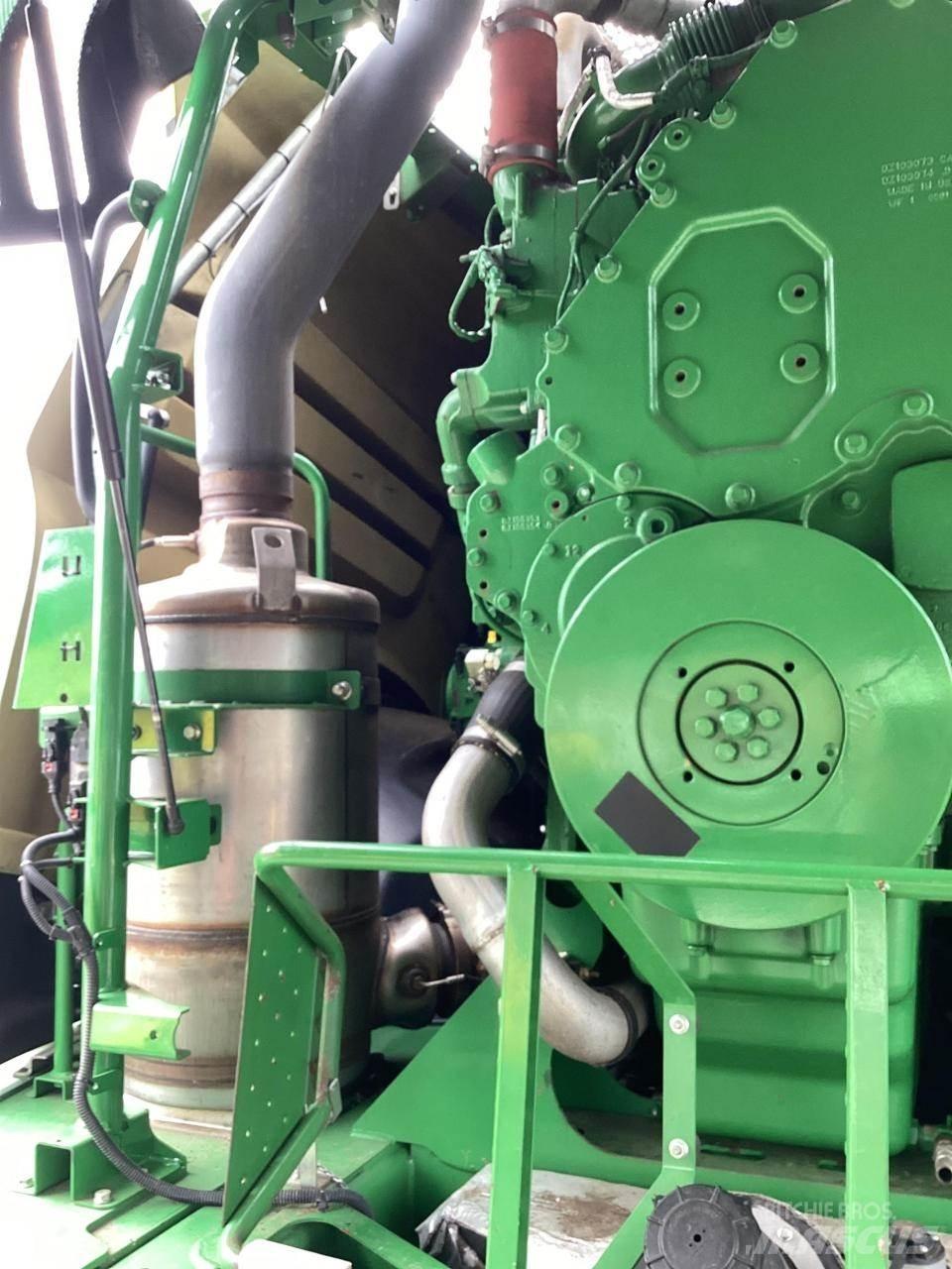 John Deere 8300 Sieczkarnie samojezdne