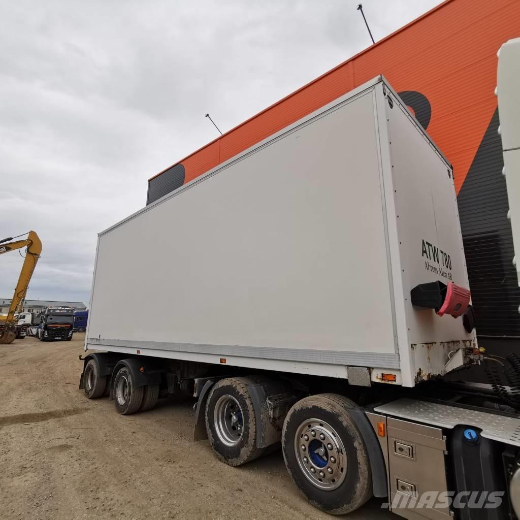Parator VX 15-20 Przyczepy ze skrzynią zamkniętą
