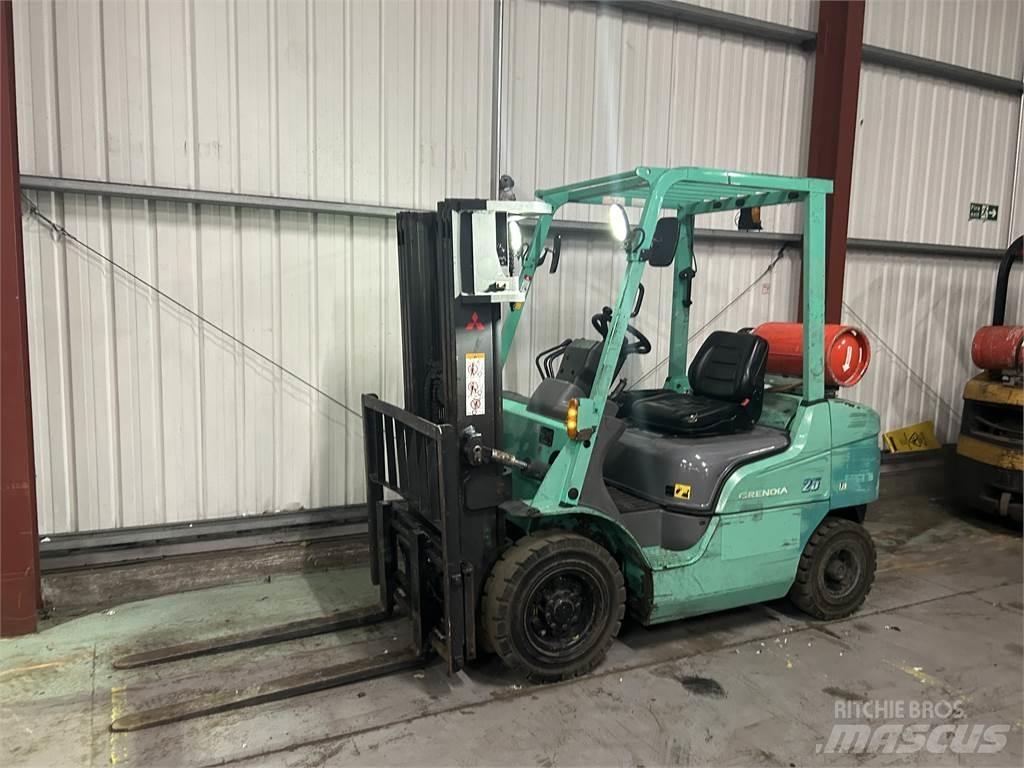 Mitsubishi FG25NT Wózki LPG