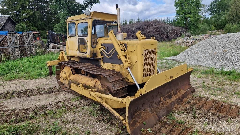 CAT D 4 D Spycharki gąsienicowe