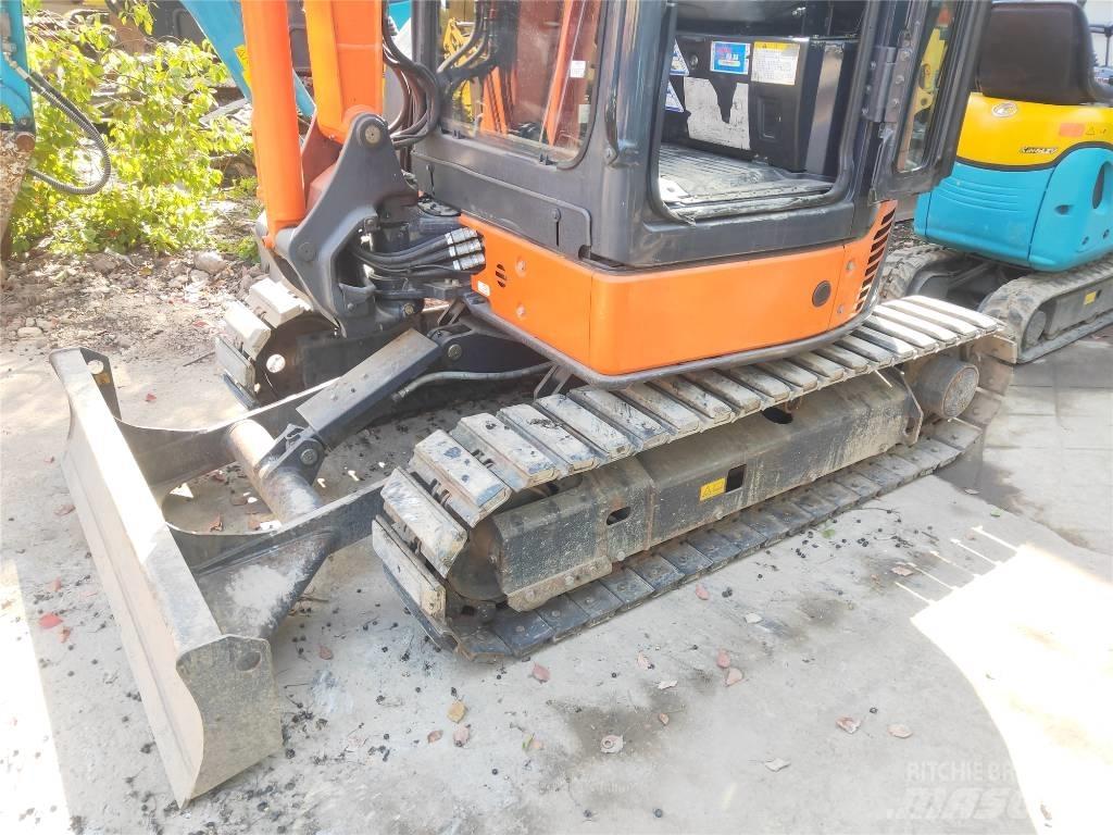 Hitachi ZX 30 U Minikoparki