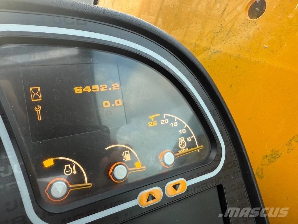 JCB 535-140 Hiviz Ładowarki teleskopowe